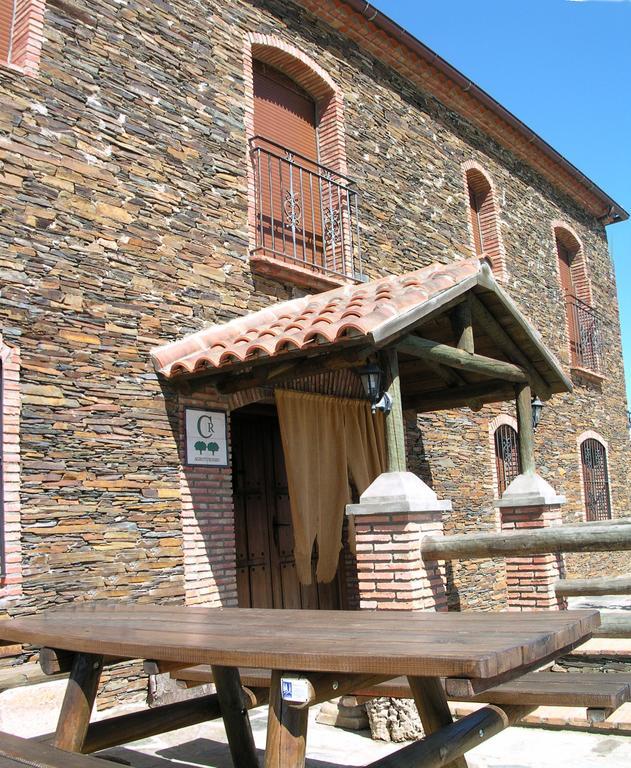 Casa Rural Pena Falcon Torrejón el Rubio Екстериор снимка