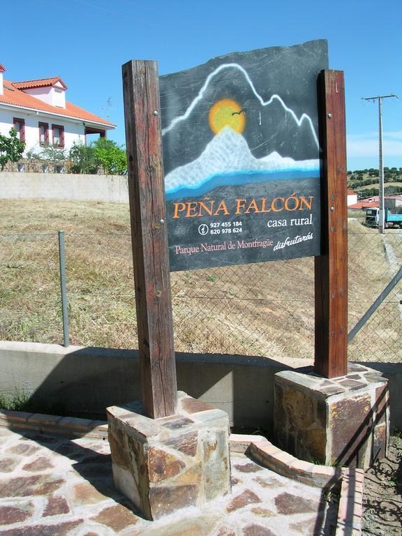 Casa Rural Pena Falcon Torrejón el Rubio Екстериор снимка