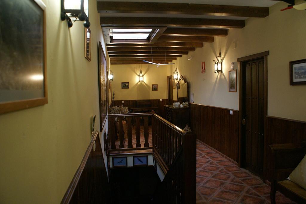 Casa Rural Pena Falcon Torrejón el Rubio Екстериор снимка