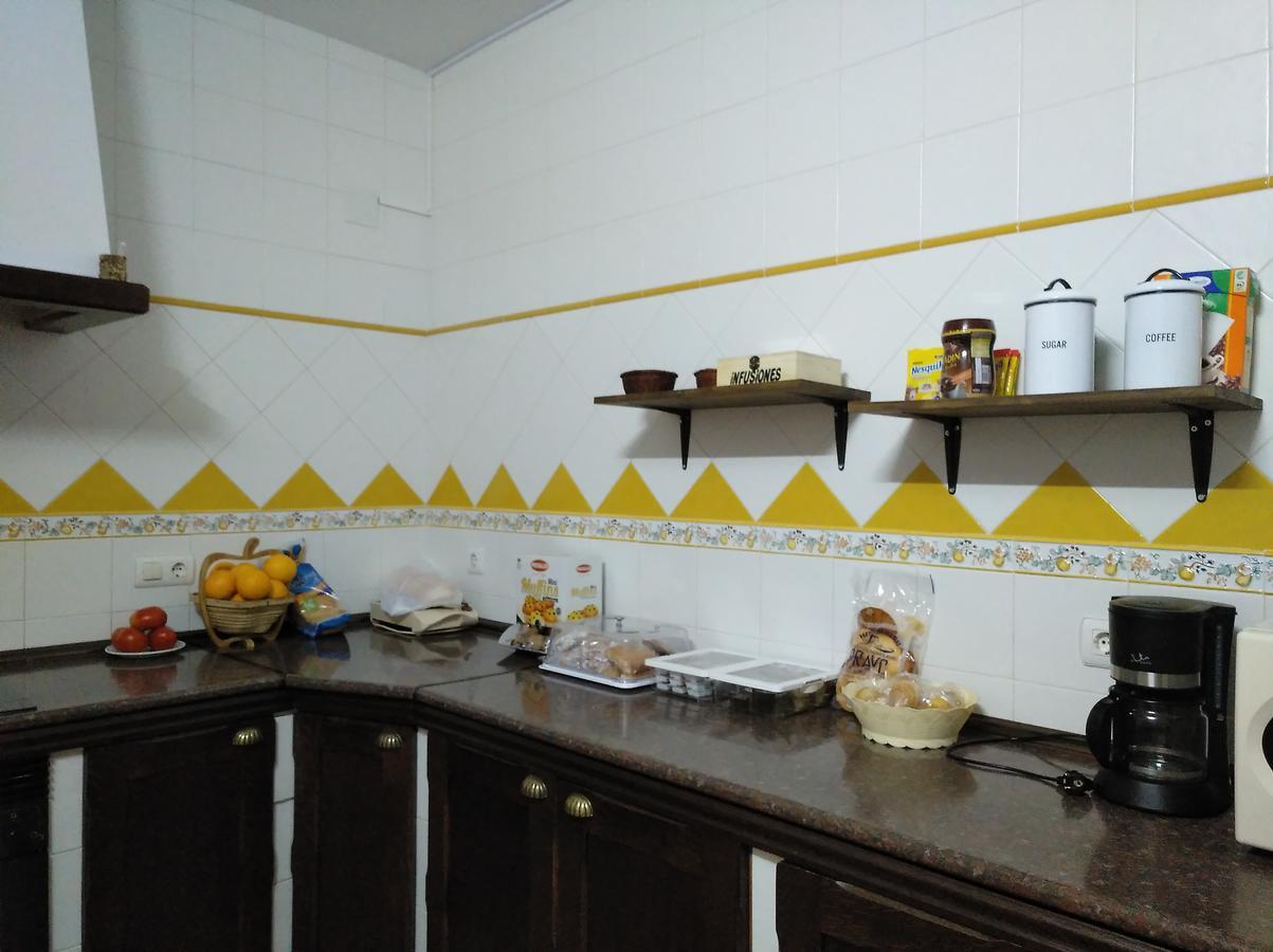 Casa Rural Pena Falcon Torrejón el Rubio Екстериор снимка